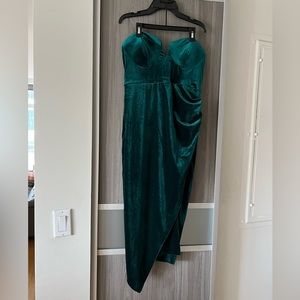 Yumi Kim dress size L (worn once) emerald green